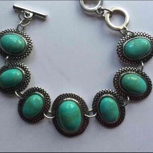 Turquoise silver plated south western style bracelet